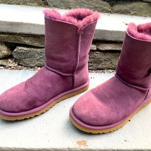 PURPLE UGGS